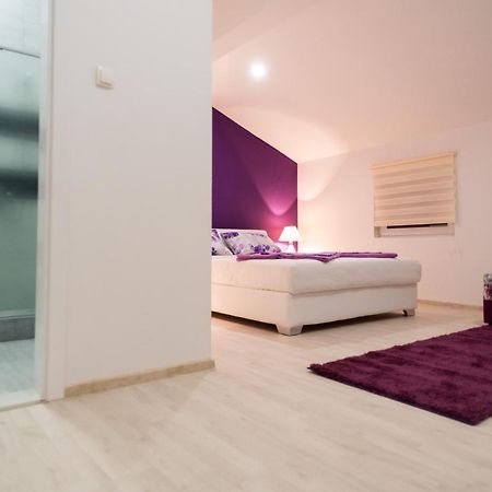 מוסטר Purple Rooms מראה חיצוני תמונה