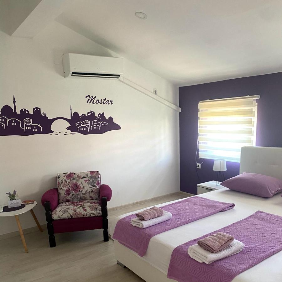 מוסטר Purple Rooms מראה חיצוני תמונה