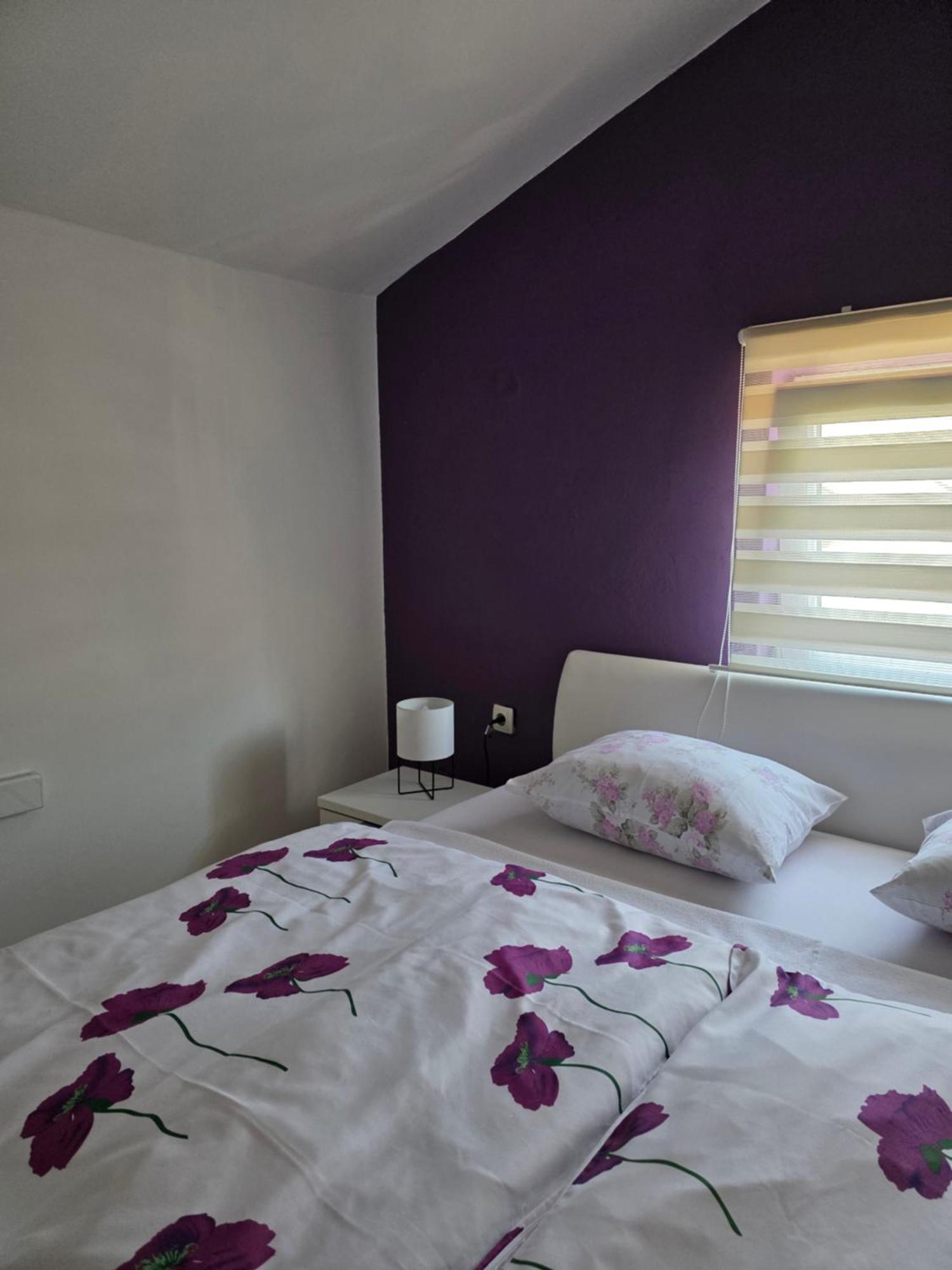 מוסטר Purple Rooms מראה חיצוני תמונה